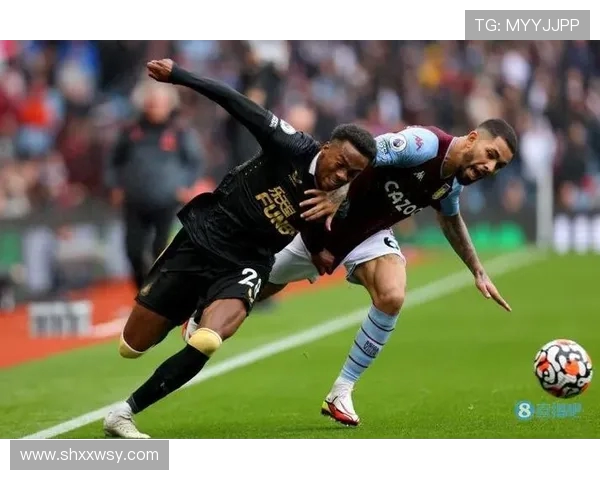 威洛克担架离场埃迪豪对场上情况表示担忧希望伤势无碍